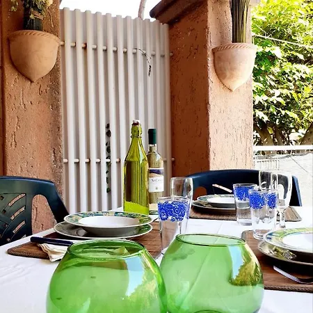 La Tartaruga Spiaggiata - Bilocale A Pochi Metri Dalla アパート カステルサルド